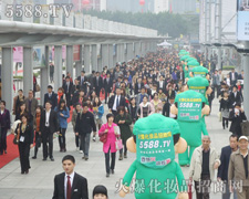 ���ڈԳ������ڳ�Խ�Ļ𱬑�(zh��n)ʿ