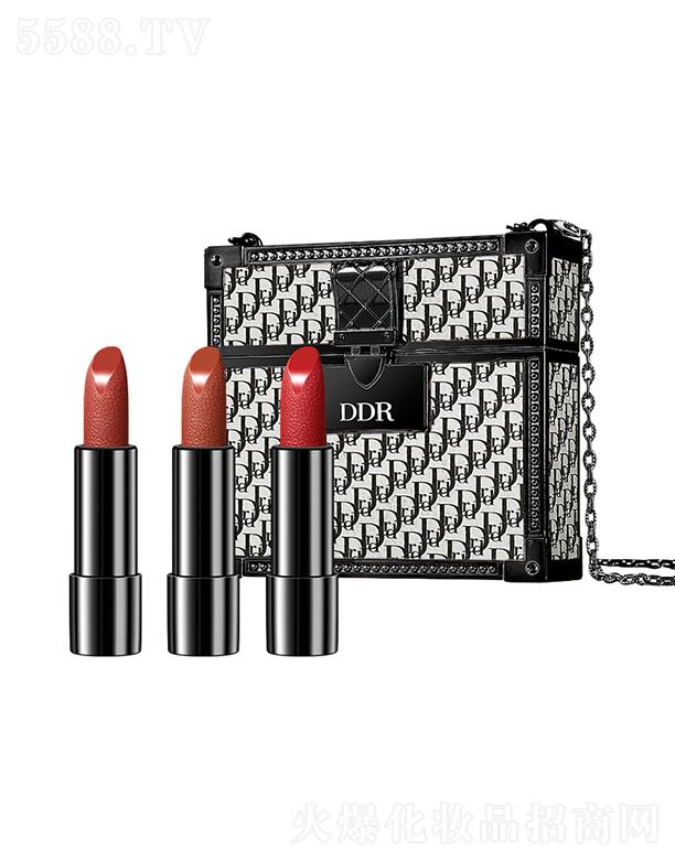 ���^�����_�m����Ƽ����޹�˾��DDR�Ȼ��Բ�Ƥ����ɫ�ڼt�b