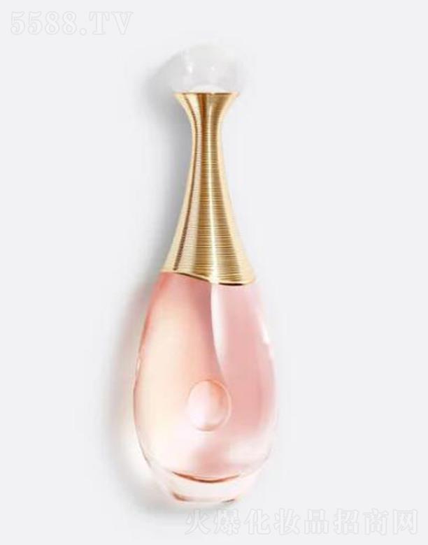 ��������̄�(w��)���Ϻ������޹�˾������Ůʿ����ˮ ����˹�Ȼ���������Wҫ�����ҵ���ˮע���`��