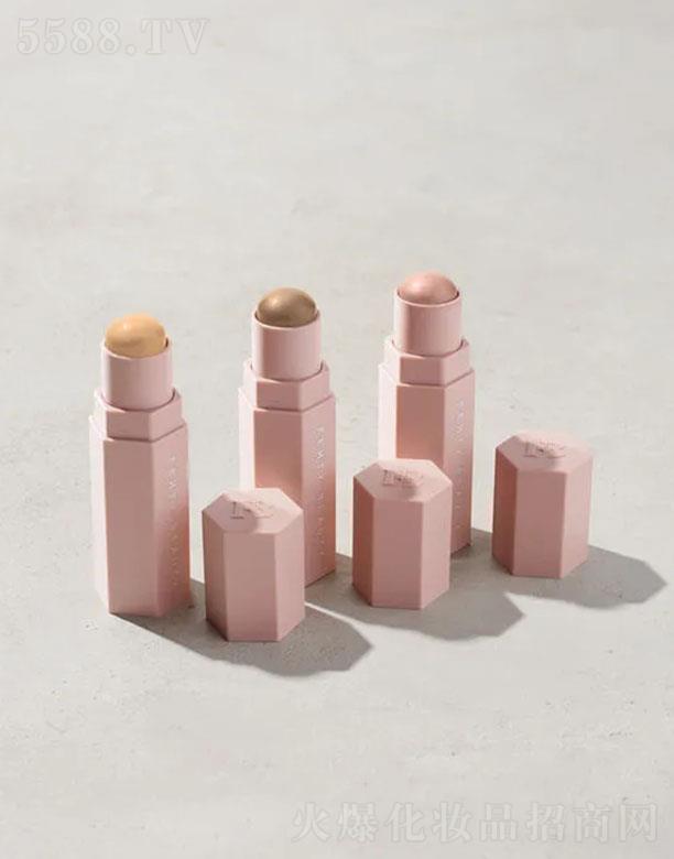 ·����܎��ˮ���yƷ(�Ϻ�)���޹�˾��FentyBeauty���û�����ݰ� ��Ȼ�\�wɫ