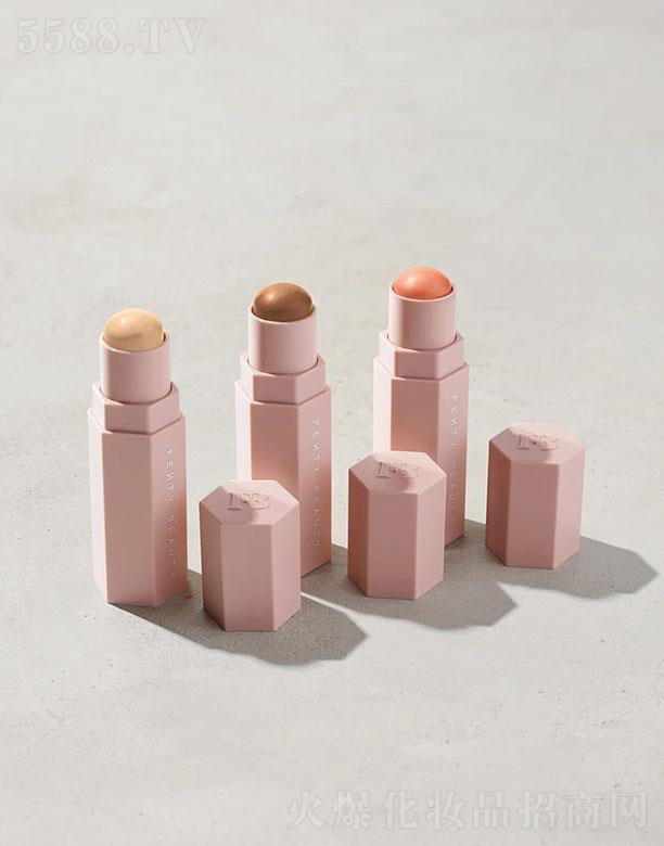 ·����܎��ˮ���yƷ(�Ϻ�)���޹�˾��FentyBeauty���û�����ݰ� ��Ȼ�wɫ