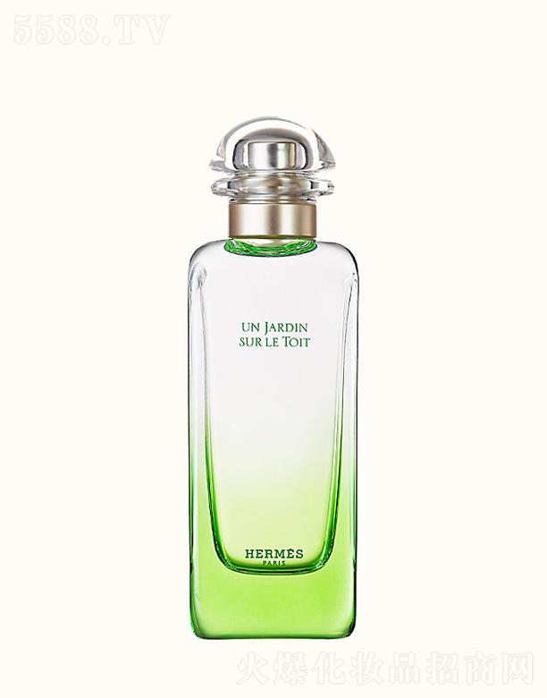 ���R��(�Ϻ�)���Q���޹�˾�����R����픻��@ϵ�е���ˮ 100ml һ�������䐂�Ěg�c֮�@