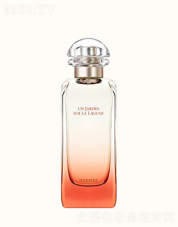 ���R��(�Ϻ�)���Q���޹�˾�����R�˝������@����ˮ 100ml���л����ľ��ĵ���ˮ