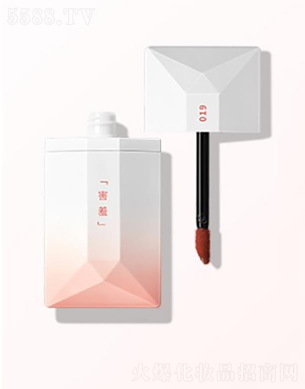 �V����������̄�(w��)���޹�˾��������ӛ��͸�F�и���΢��������Ƭϵ��  �ڼt�@��