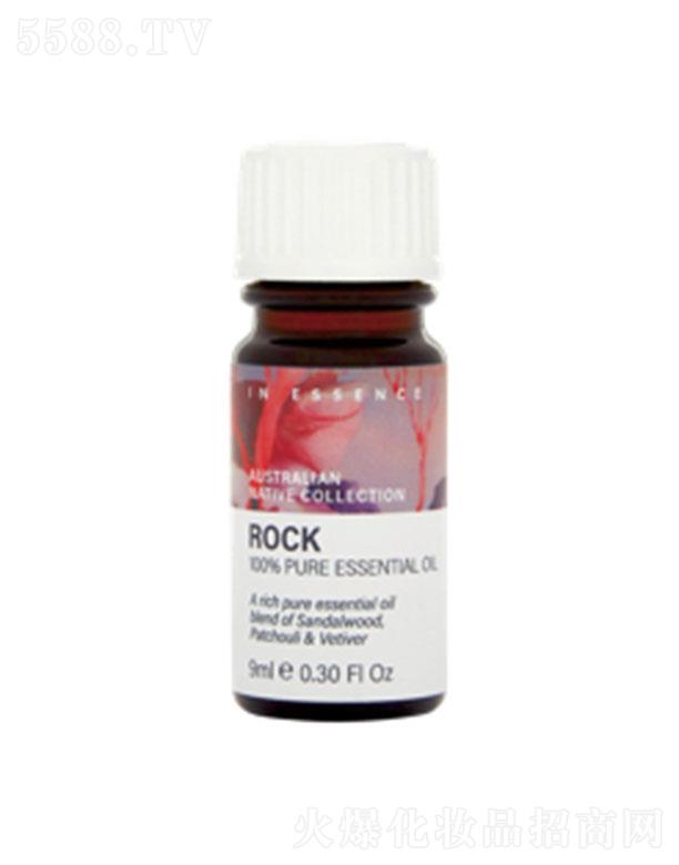 ����؈С΢����̄�(w��)���g(sh��)���޹�˾��IN ESSENCE�Ĵ��������^�ͷ�ϵ�Ўrʯ