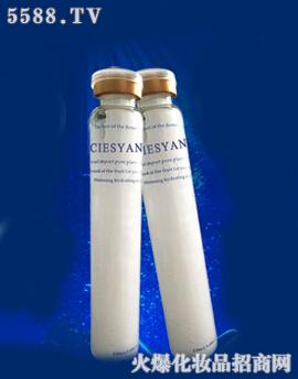 ѩ�w���������Q�z��Ĥ