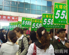 �˳�֮�������@Ӣ�۱�ɫ