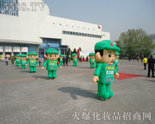 ��ͨ��ģ�������L(f��ng)�������P(y��ng)���h(yu��n)����