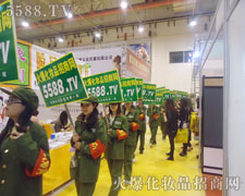 �Gɫ܊�b�����(du��)��Ӣ�˲��l(f��)�������C��