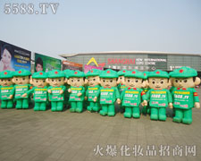 ȫ���Ը������ĸ���ӭ���µ��x����