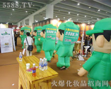 �𱬾Gɫ܊�F(tu��n)�Ԉ��g��־�͸߶ȵĹ�������ӭ������(zh��n)