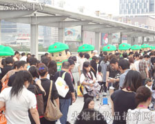 �Gɫ܊�b��ͨ��ģ��������ݰ����������f��