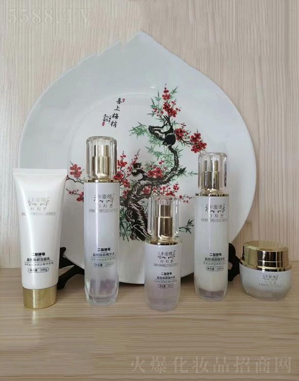 �����ʶ��ѽ�ĸ�����?zh��n)����? /></a></li>
                          
                  </ul>
                </div>
              </div>
            
              <div   id=