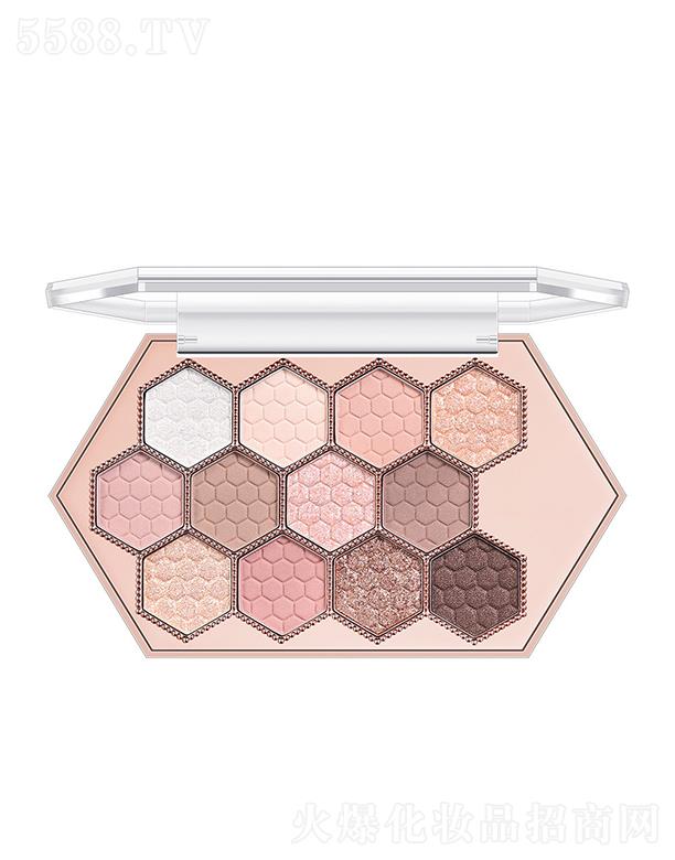 ���Ϸ䳲���������@��Ӱ�P(p��n)   �������Ȼ�߹�12ɫ�����Ӱ