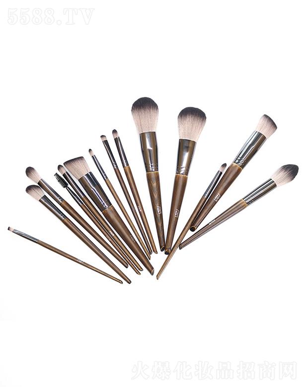 ������ʮ��֧��(sh��)ľˢ���w�Sëɢ��ˢ��Ӱˢ���y���b