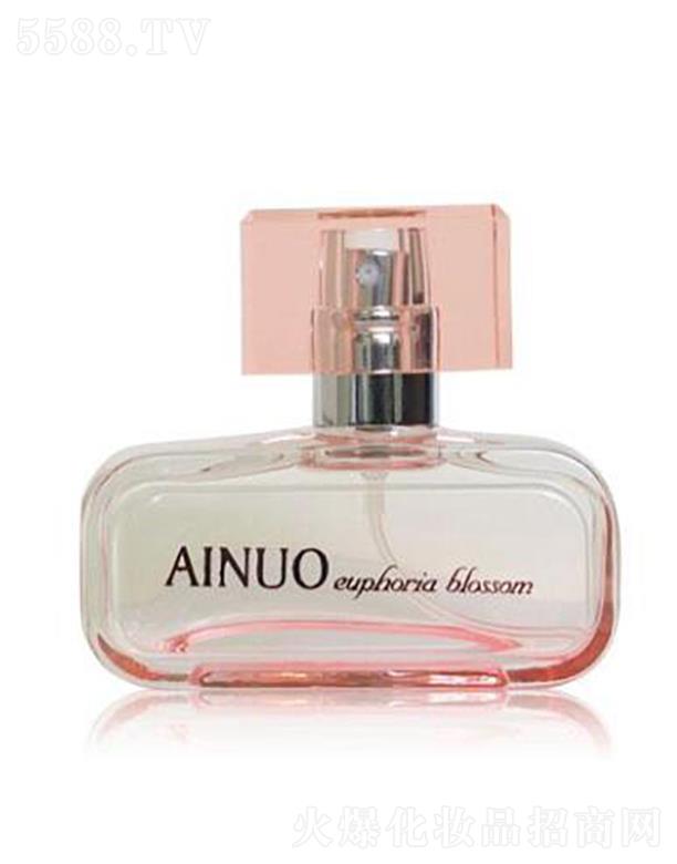 ���Z����ʢ����ˮ