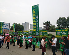 ֻ��ƴ���������M(j��n)ȡ�����ڳ�Խ�����쾫Ӣ����