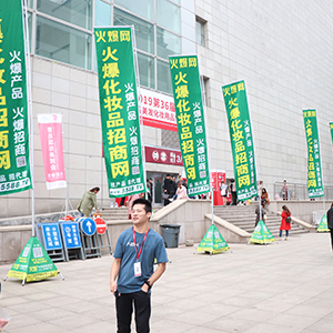 �𱬻��yƷ���̾W(w��ng)��Ӣ����ͦ�أ��w�S��