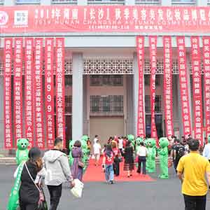 �𱬻��yƷ���̾W����ͦ�M������ÿһ������