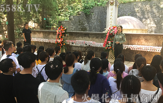 小江南之行——賞風(fēng)景拜先烈 小江南之行——賞風(fēng)景拜先烈