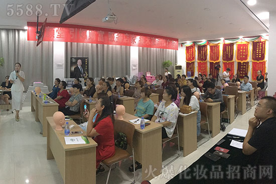 引爆財富、服務(wù)店家技術(shù)交流會 引爆財富、服務(wù)店家技術(shù)交流會