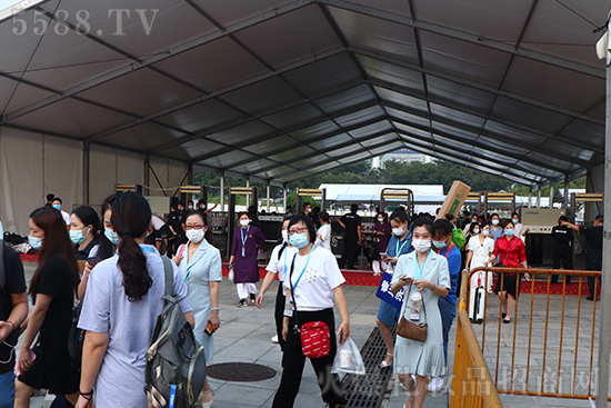 ��55�ÏV��������ʢ���_Ļ�����ʼ��ʣ��@�G�ķ�