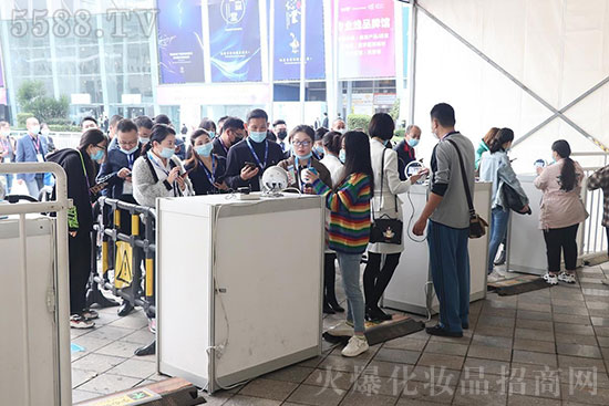 饕餮盛宴,蓉城相聚!第44屆成都美業(yè)博覽會(huì)盛大開幕 饕餮盛宴,蓉城相聚!第44屆成都美業(yè)博覽會(huì)盛大開幕