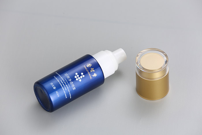 ���ǉ���ˬ��͸���F