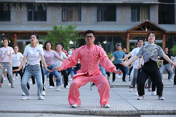 游逛老君山,領(lǐng)會道文化,尋智慧人生! 游逛老君山,領(lǐng)會道文化,尋智慧人生!