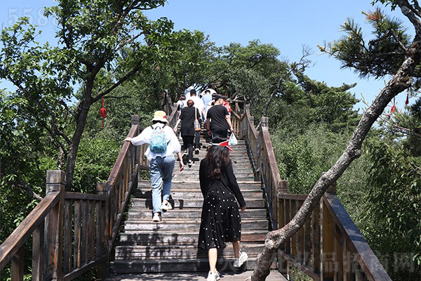 在疲憊中,收獲滿(mǎn)足 在疲憊中,收獲滿(mǎn)足