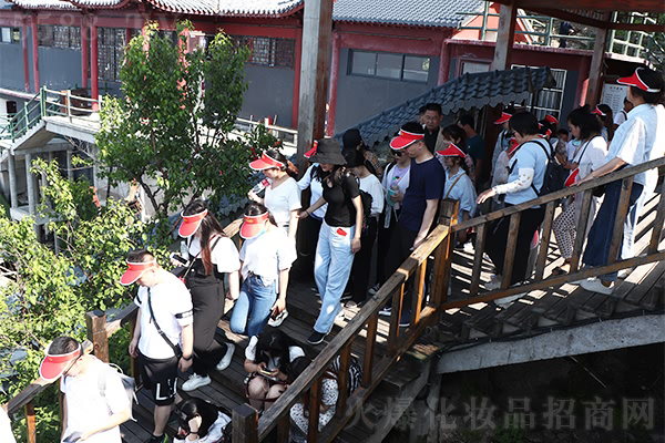 找不到方向的時候,就去尋根 找不到方向的時候,就去尋根