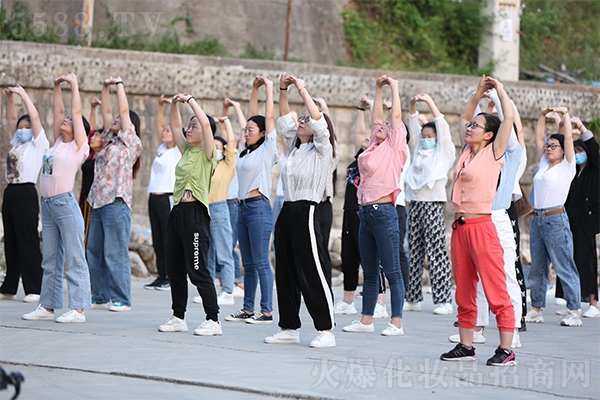 品味山水故事,感受悠久文化! 品味山水故事,感受悠久文化!