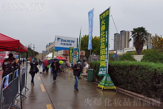 鄭州美業(yè)博覽會(huì)今日開(kāi)幕 鄭州美業(yè)博覽會(huì)今日開(kāi)幕