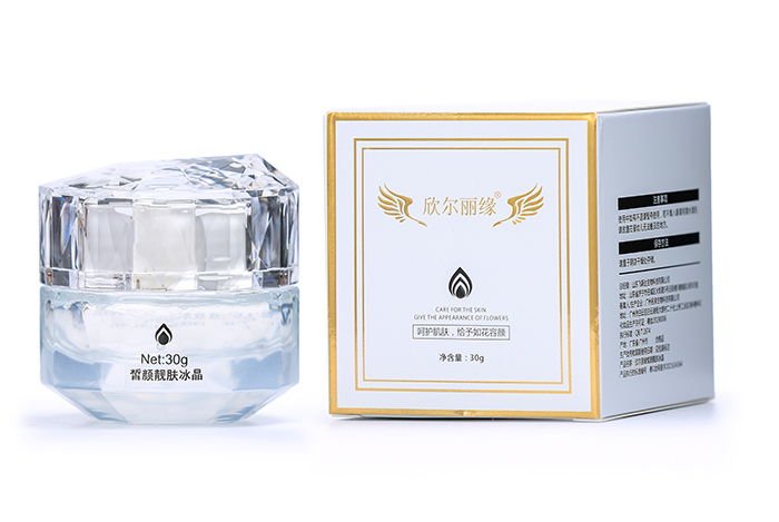 欣爾麗緣皙顏靚膚冰晶 欣爾麗緣皙顏靚膚冰晶