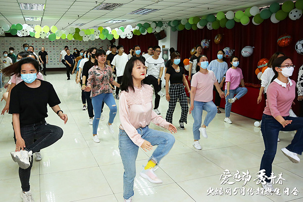 �\�ӽ≺����ӵ������𱬾W(w��ng)�����\�� ���ഺ��5���\�����Օ��A�M�e�k