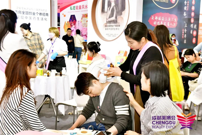 第48屆CCBE成都美業(yè)博覽會(huì)現(xiàn)場(chǎng) 第48屆CCBE成都美業(yè)博覽會(huì)現(xiàn)場(chǎng)