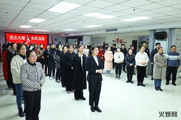 �펽�`���A�������»����𱬾W(w��ng)��T���l(f��)��Ů��(ji��)�YƷ��