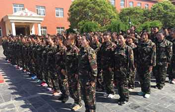 Ӣ���Sˬ���](m��i)�гC��������ֻ�Ј�(ji��n)��(qi��ng)��