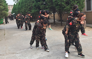 ��?y��n)����Σ�������;�ж�ô�Ķ����D�U(xi��n)���Ҷ����v�������¸�ǰ�С�