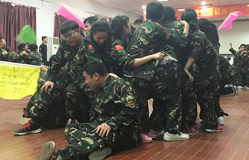 ��Խ��(m��ng)������Խ��������(ji��n)�֕�(hu��)����(l��i)ϣ�����F(tu��n)�Y(ji��)��(hu��)����(l��i)������