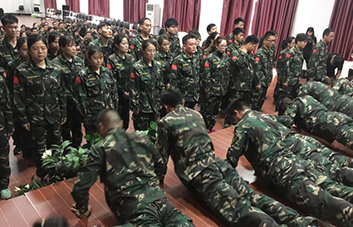 �e�ֱ�Q���I(l��ng)�����������F(xi��n)��W(xu��)�T��