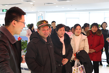 �íh(hu��n)�����ù�������ĸ�������T����ĸ���^�𱬾W(w��ng)��