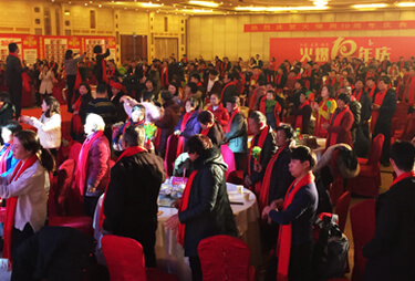 ����M���F(tu��n)�A��(li��n)�g�����x�𱬾W(w��ng)��λ���L����֧�֣�